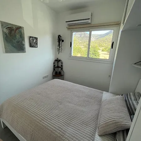 пентхаус двух спальный с видом на море и горы в татлысу 아파트 Agios Nikolaos (Famagusta)